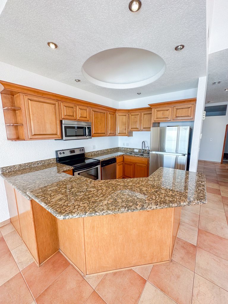 La Jolla Condominium For Sale Picture 4