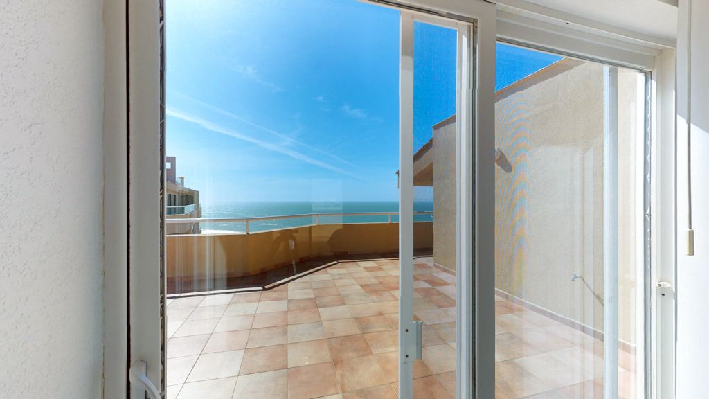 La Jolla Condominium For Sale Picture 13