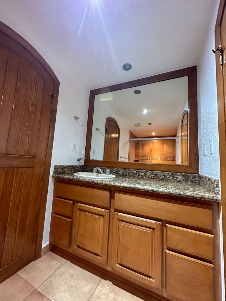 La Jolla Condominium For Sale Picture 15