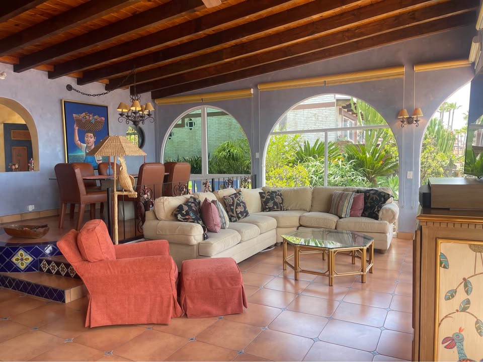 Las Gaviotas Home For Sale Picture 3
