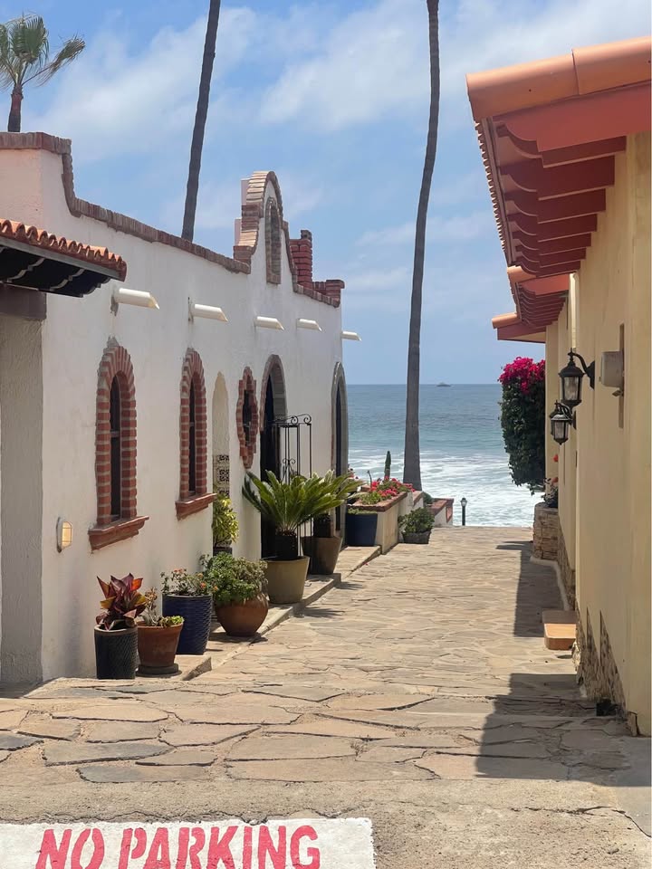 Las Gaviotas Home For Sale Picture 16