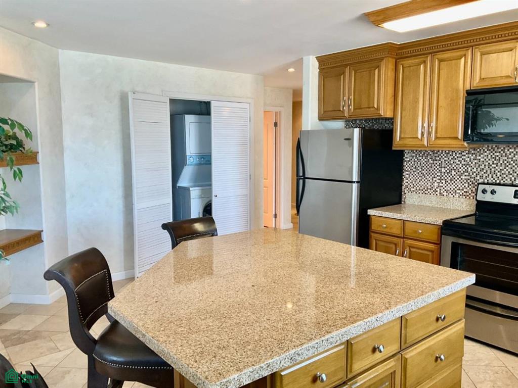 Riviera Condominium Tower Condominium For Sale Picture 7