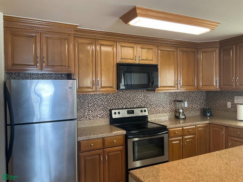 Riviera Condominium Tower Condominium For Sale Picture 9