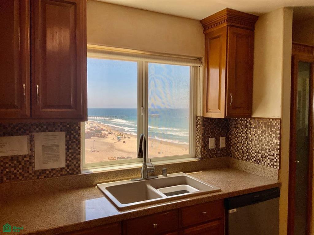 Riviera Condominium Tower Condominium For Sale Picture 10