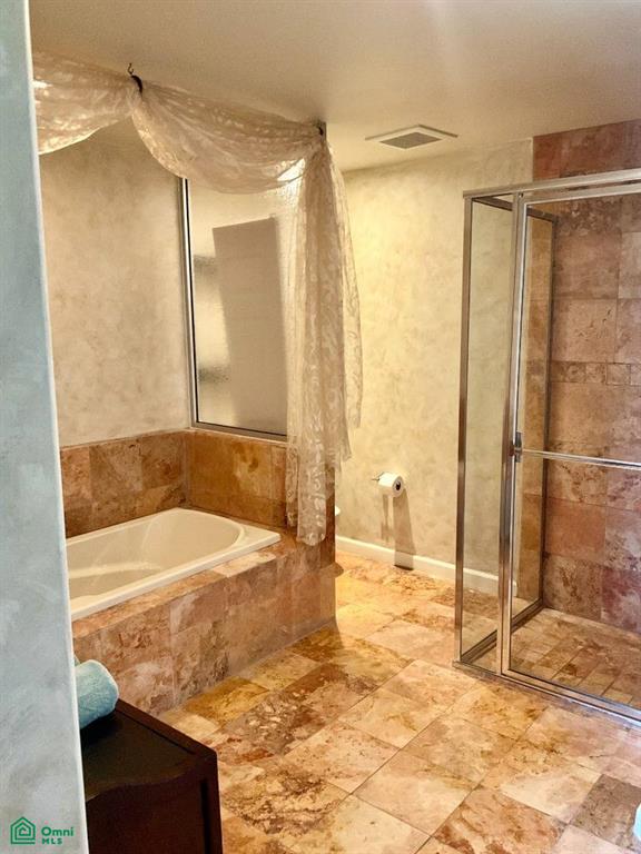 Riviera Condominium Tower Condominium For Sale Picture 10