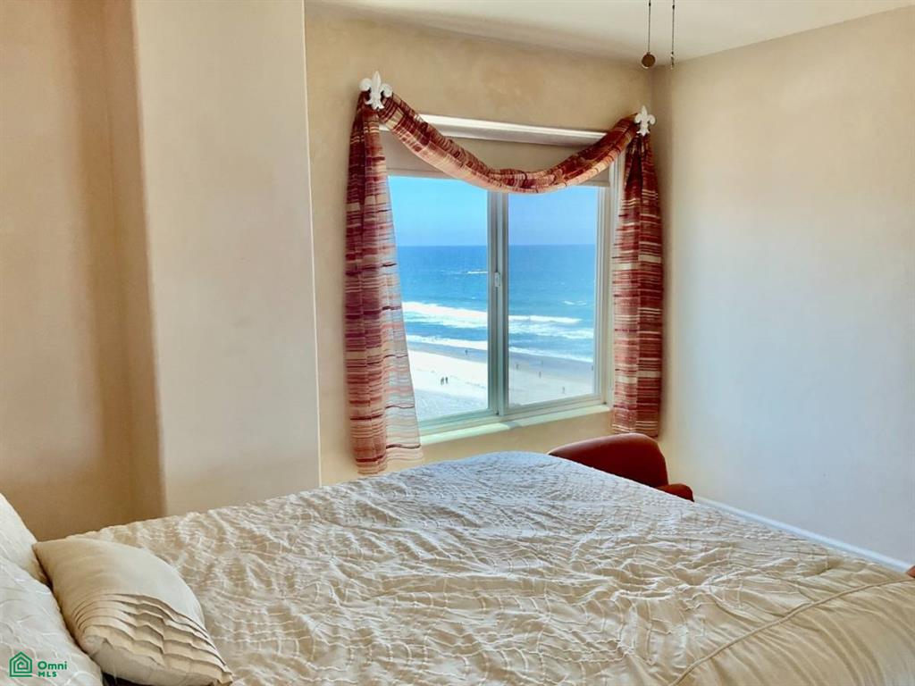 Riviera Condominium Tower Condominium For Sale Picture 10