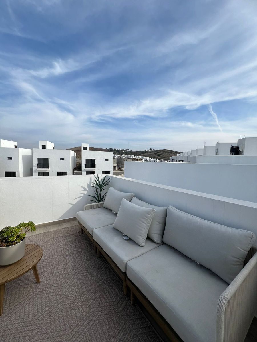 San Marino Home For Sale Picture 6