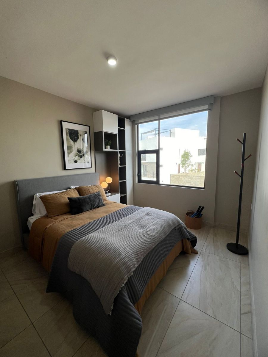 San Marino Home For Sale Picture 10