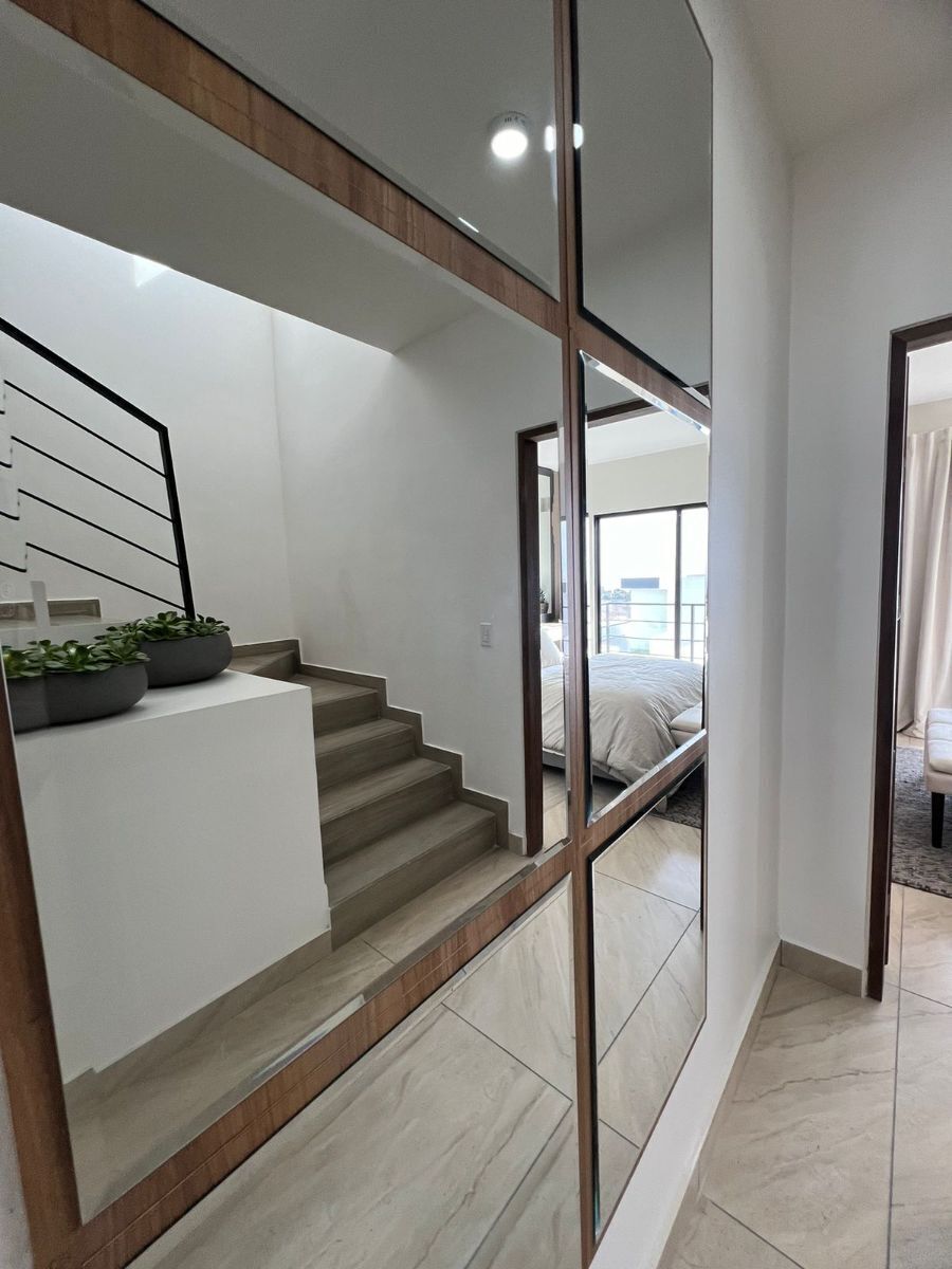 San Marino Home For Sale Picture 10
