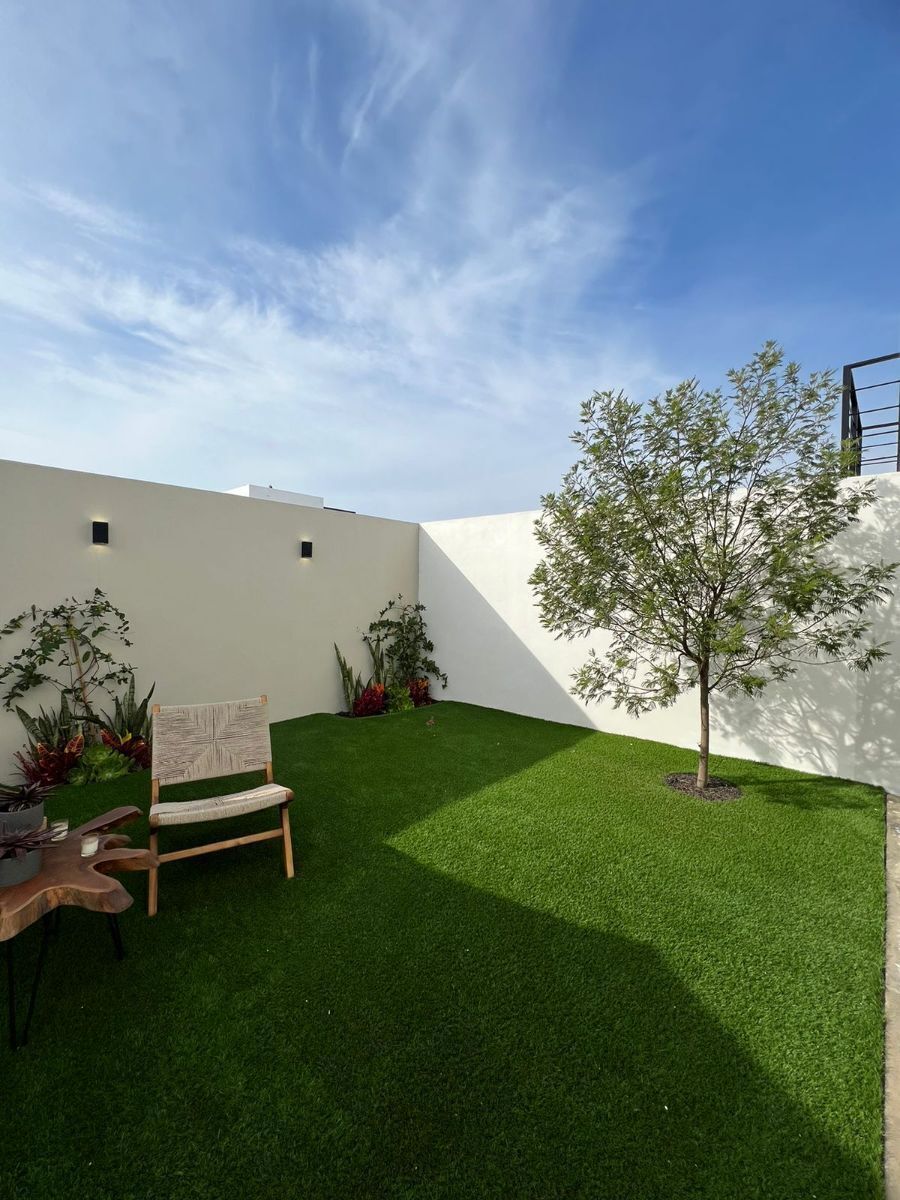 San Marino Home For Sale Picture 10
