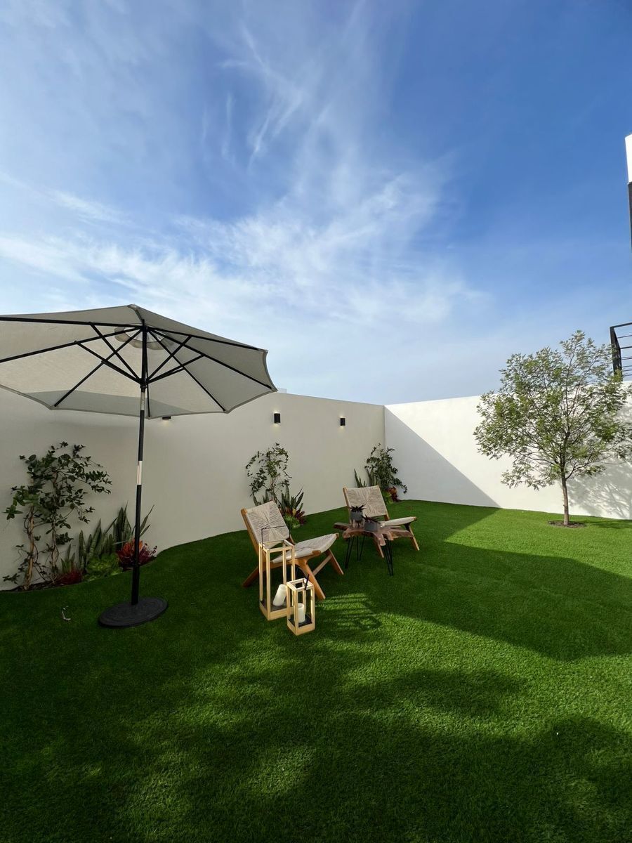 San Marino Home For Sale Picture 10