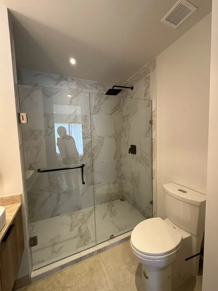 The Wavve Condominium Tower Condominium For Sale Picture 10