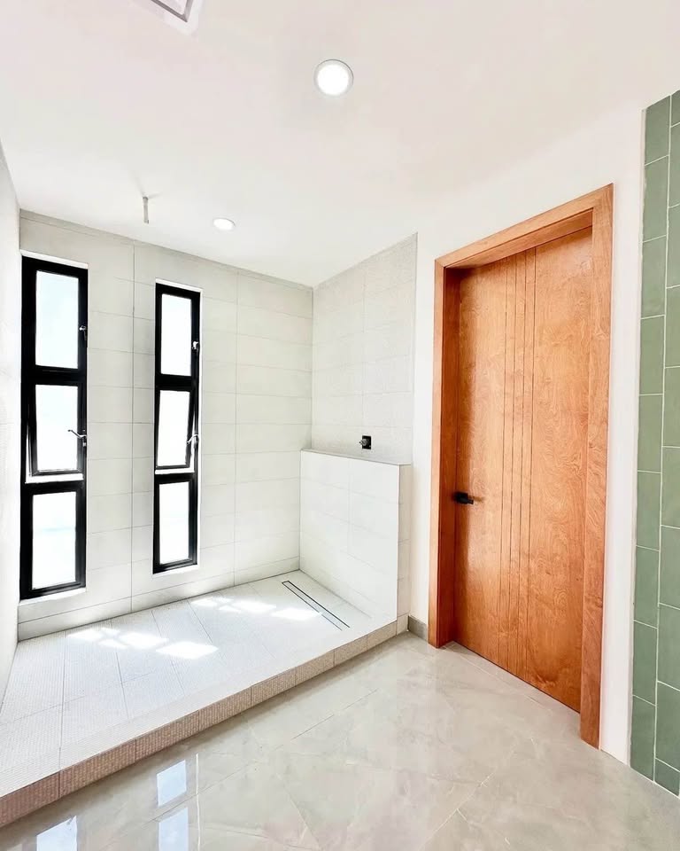 Villa Mar Home For Sale Picture 12