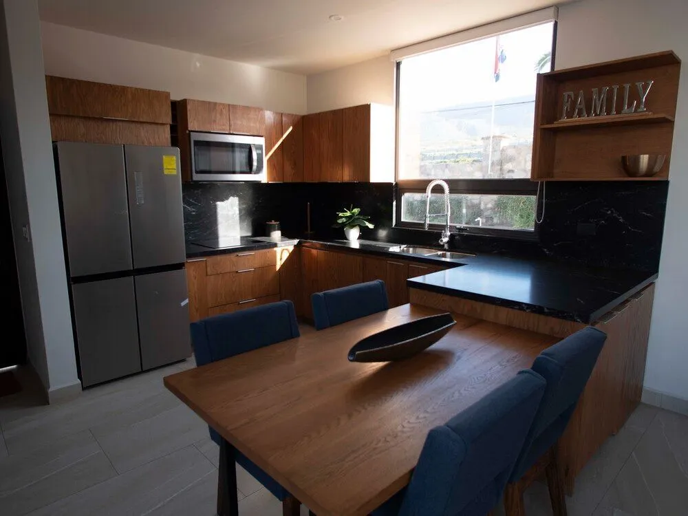 Plaza Del Mar Home For Sale Picture 10