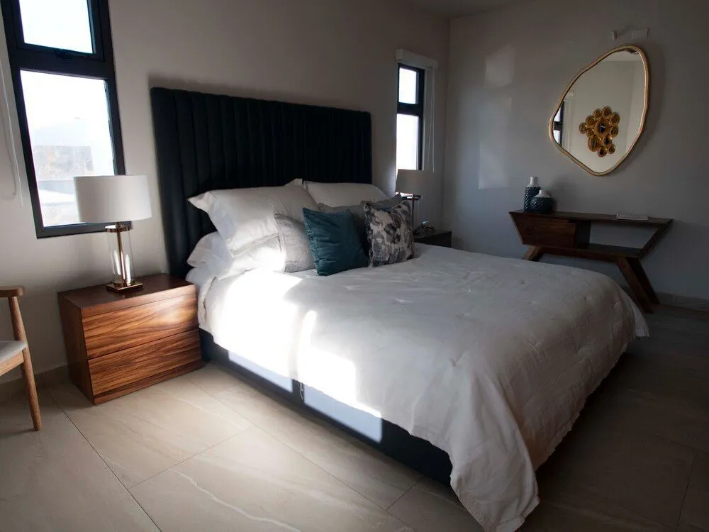 Plaza Del Mar Home For Sale Picture 10